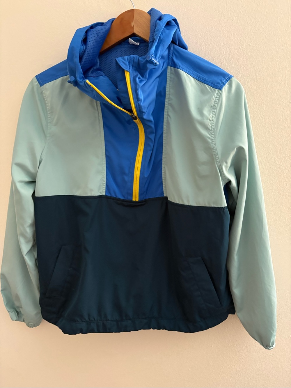Old Navy Colorblock Hooded Pullover Rain Jacket - Light Blue, Royal Blue, Navy